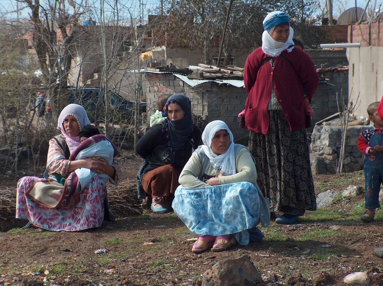 Kurdish refugees in Diyarbakir (March 2005)