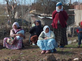 Kurdish refugees in Diyarbakir (March 2005)